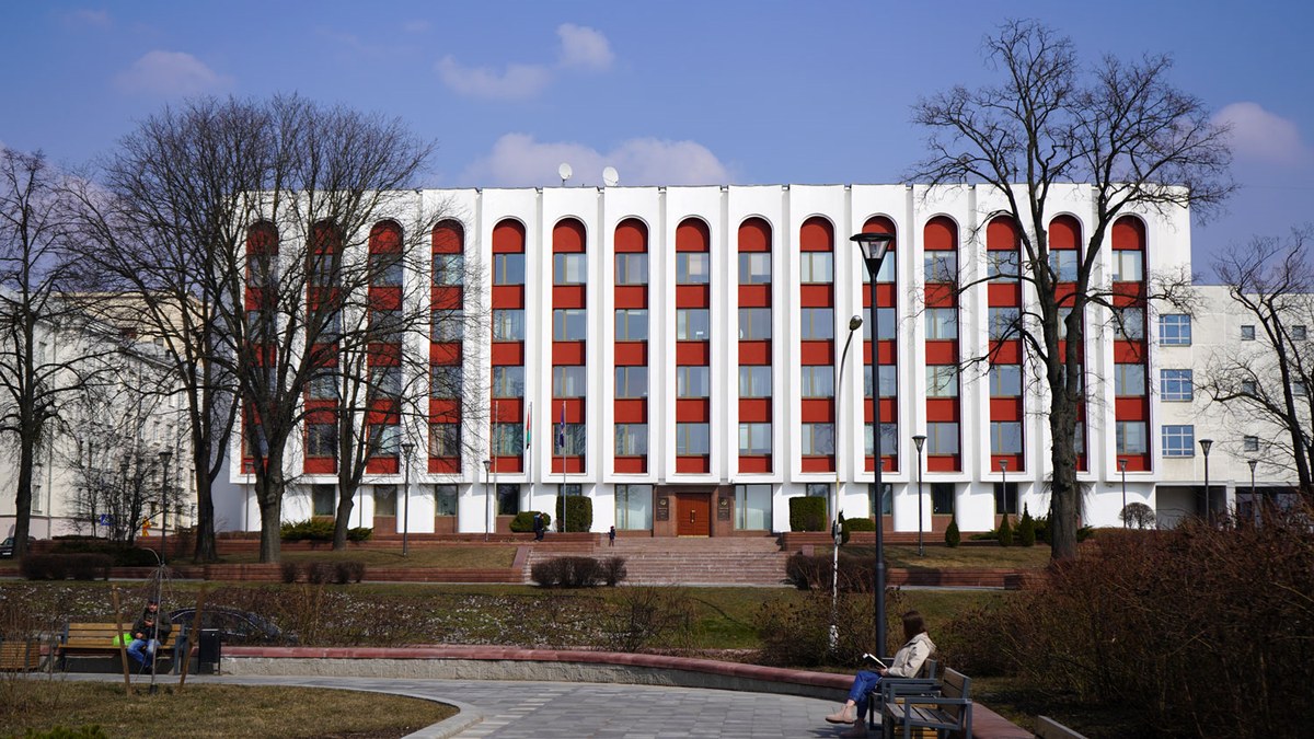 МИД Беларуси подтвердил освобождение белорусов из трудового рабства в Испании