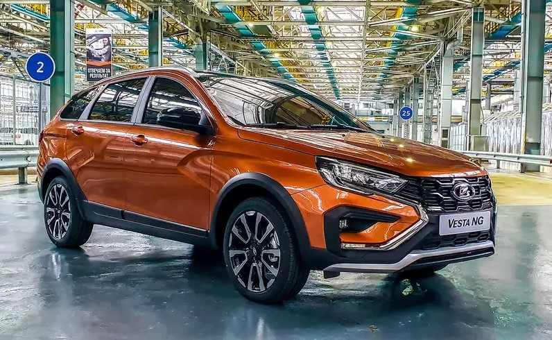 АвтоВАЗ перезапустил производство Lada Vesta в Тольятти 