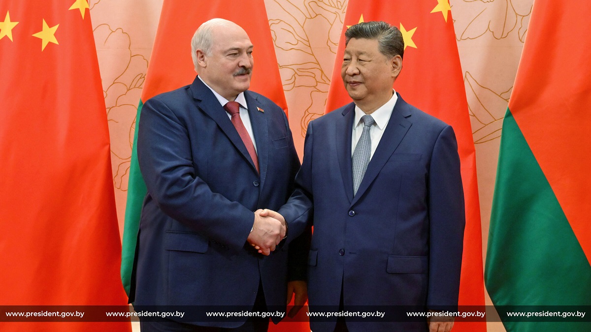 «Мы должны у вас что-то перенять». Лукашенко в Китае провел переговоры с Си Цзиньпином