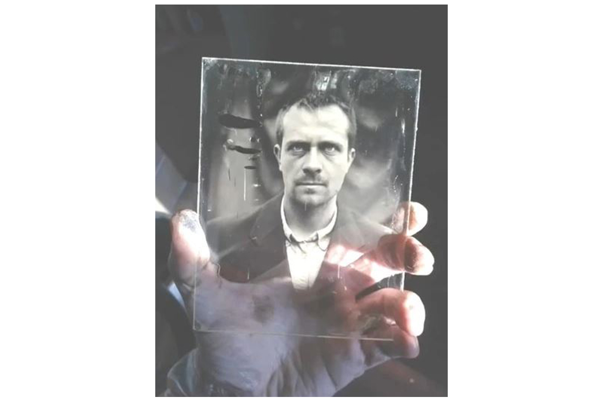 Первое в мире селфи, 13 фотоаппаратов на Луне и цифровая камера. Как телефоны научились снимать