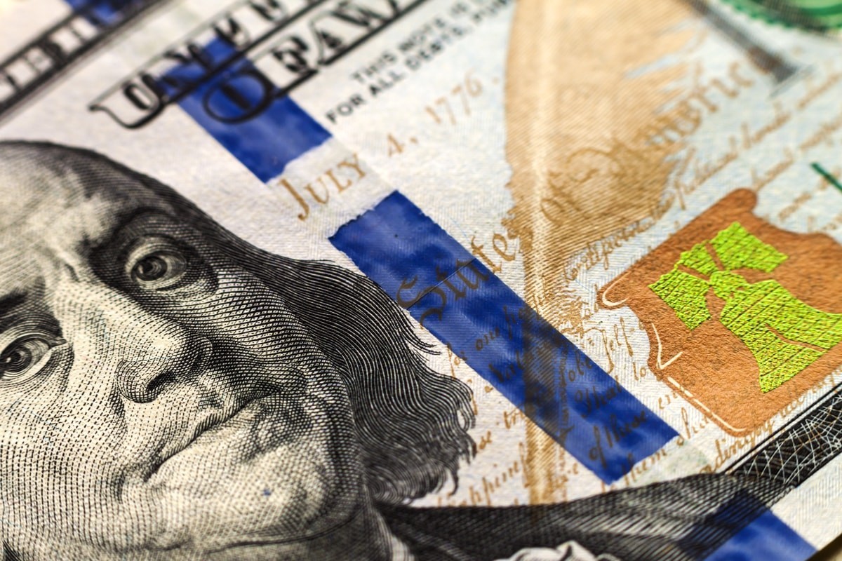 Помните историю клиентов&nbsp;ДУ, у&nbsp;которых в&nbsp;Европе «зависли» миллионы долларов? В&nbsp;Альфа Банке рассказали, что с&nbsp;ними происходит