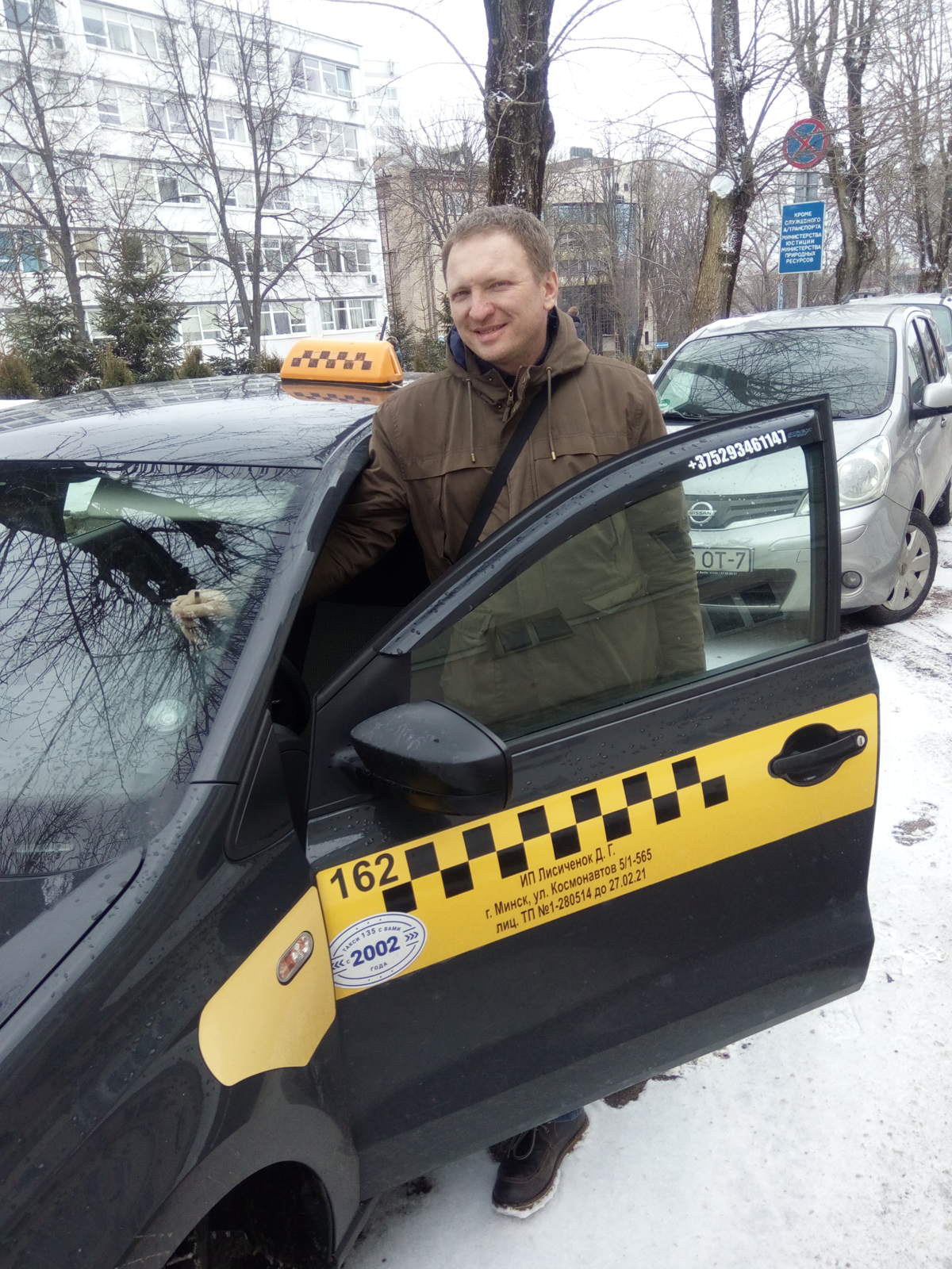 Минский таксист Дмитрий: государство занимается ненужным контролем, вместо того чтобы поддерживать тех, кто работает честно