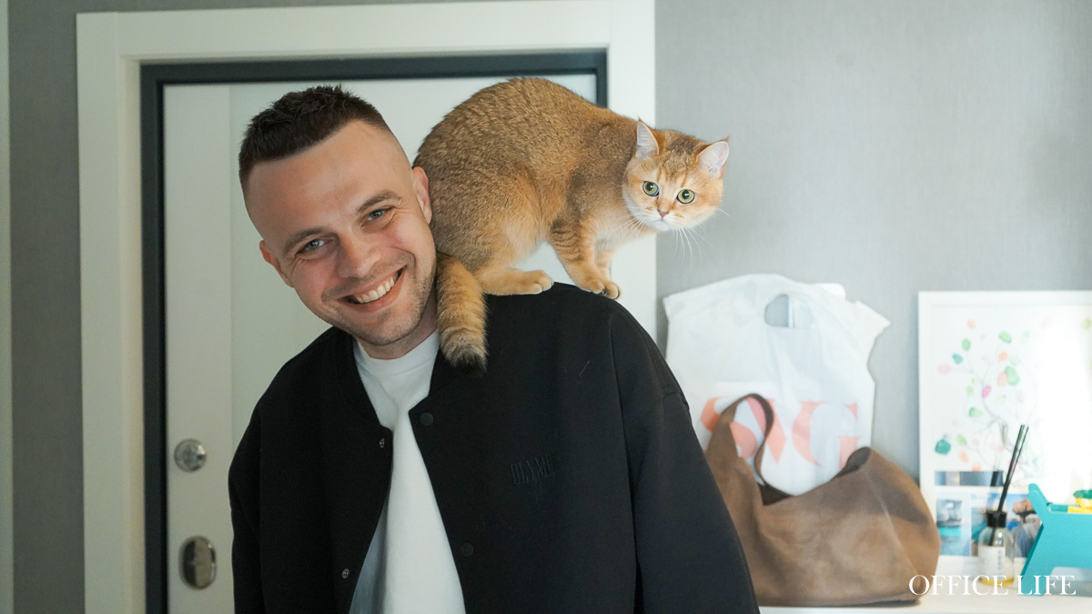 Джентльмены в мире пылесосов. Как мы тестировали новые роботы-пылесосы с «ногами» и интеллектом