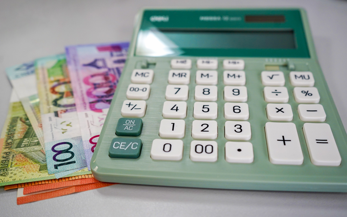 Единые и экономически обоснованные. В Беларуси хотят упорядочить банковские комиссии