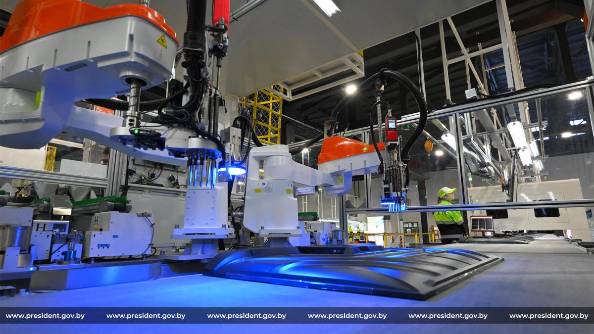 В Беларуси в серийное производство запустили телевизоры с ИИ 