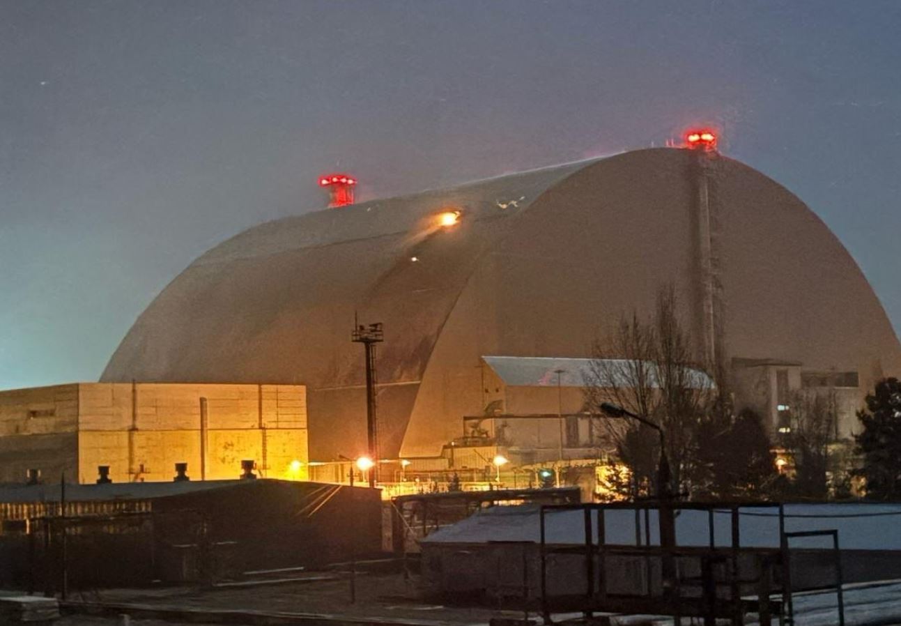 В МАГАТЭ заявили, что саркофаг на Чернобыльской АЭС «утратил функции безопасности»