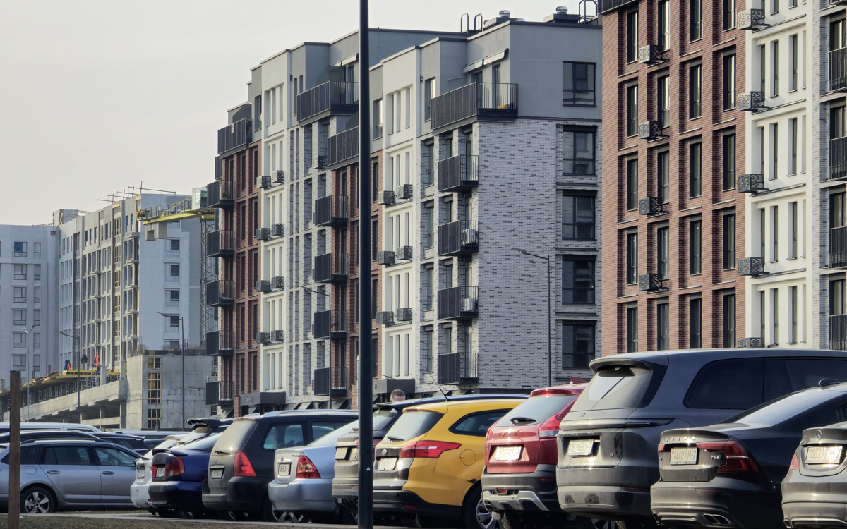 Дешевые кредиты поддержали рынок? Что происходило с продажами квартир в Минске в октябре