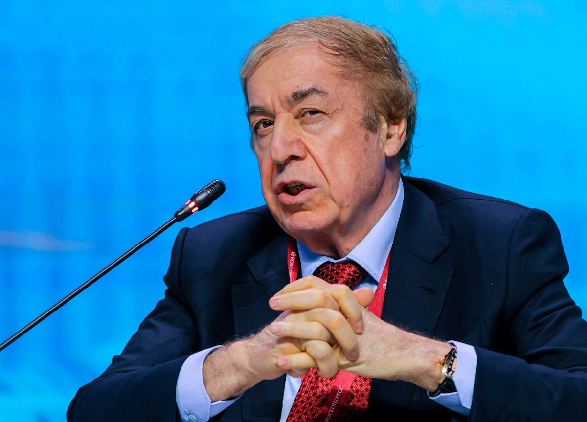 Суд ЕС снял санкции с бывшего владельца «Славкалия» Михаила Гуцериева