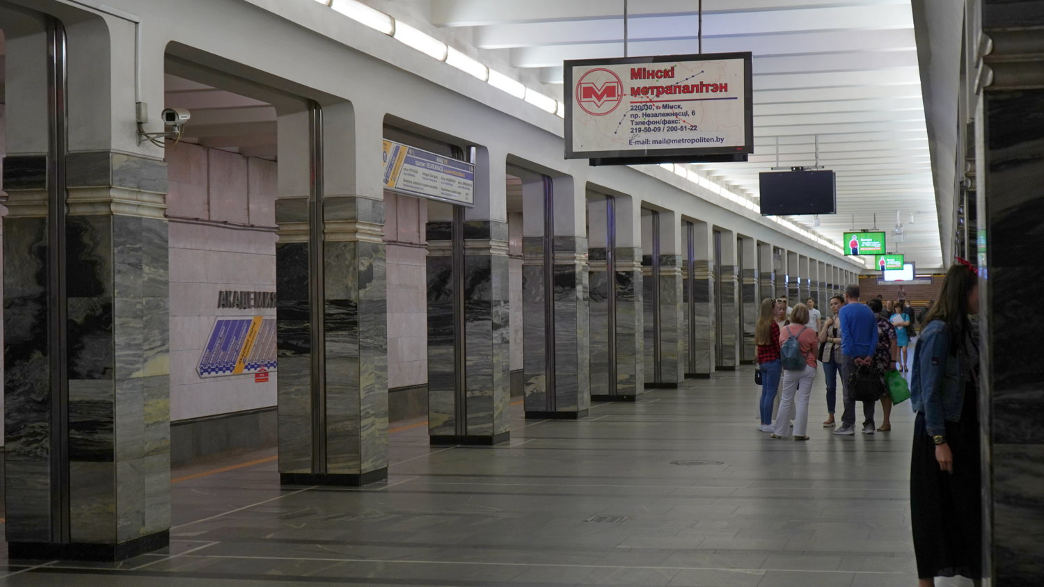 Метро без Stadler и ненужные вклады в валюте — важное за неделю на Office Life