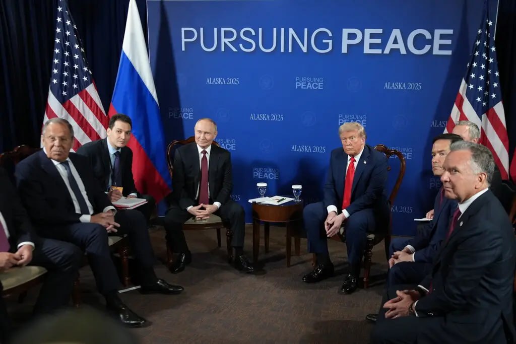 На Аляске стартовали переговоры Путина и Трампа