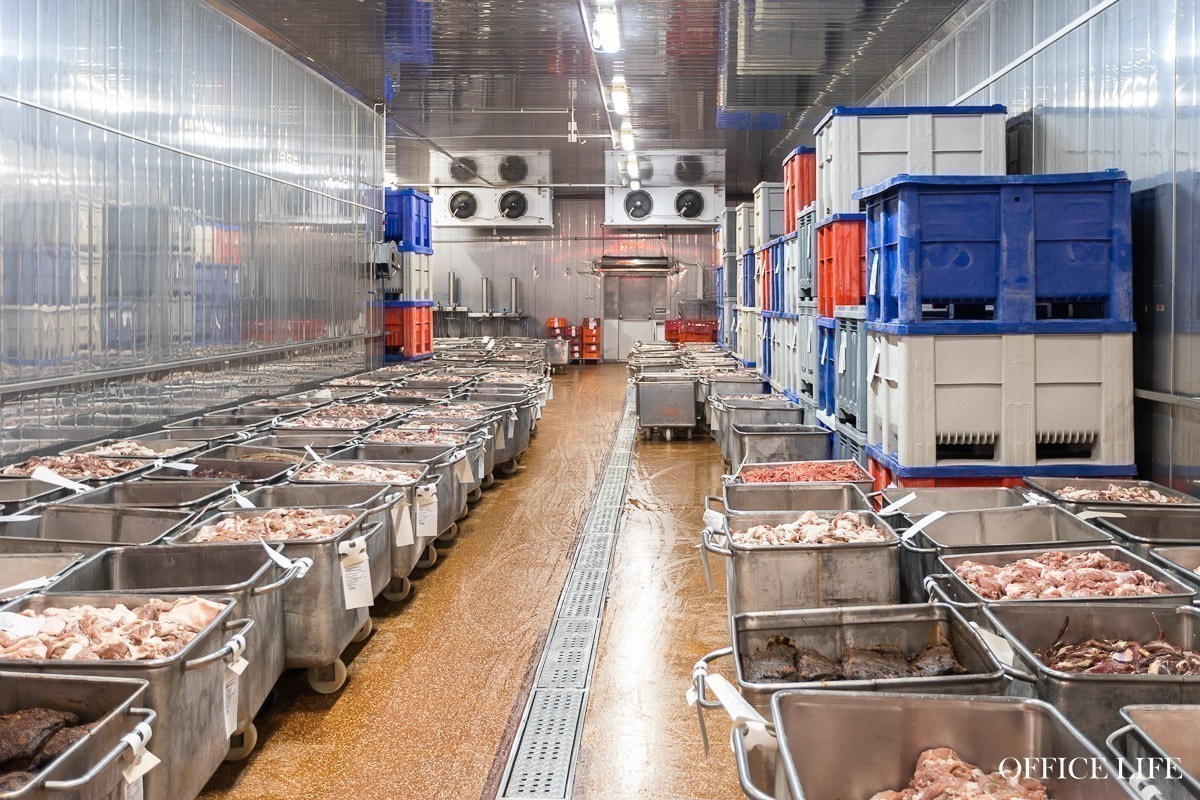 «На&nbsp;вкус влияет даже скорость движения воздуха». Как в&nbsp;Гродно делают прошутто с&nbsp;белорусским колоритом