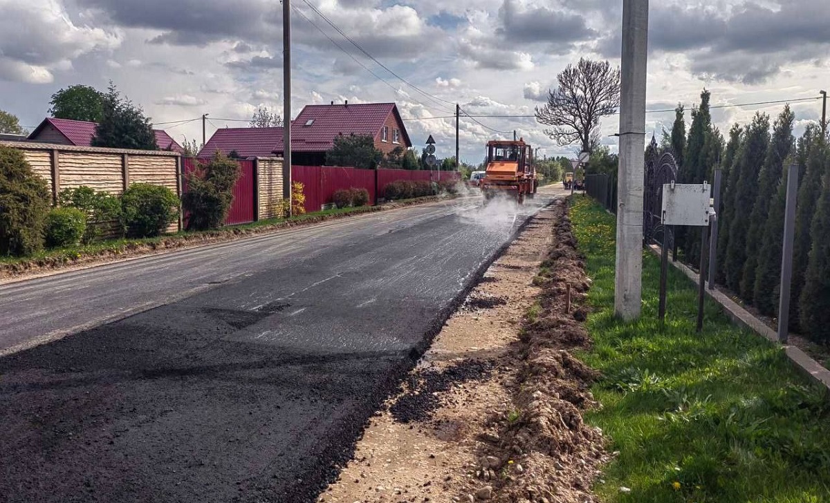 В белорусских агрогородках заменять 300 километров гравийных дорог