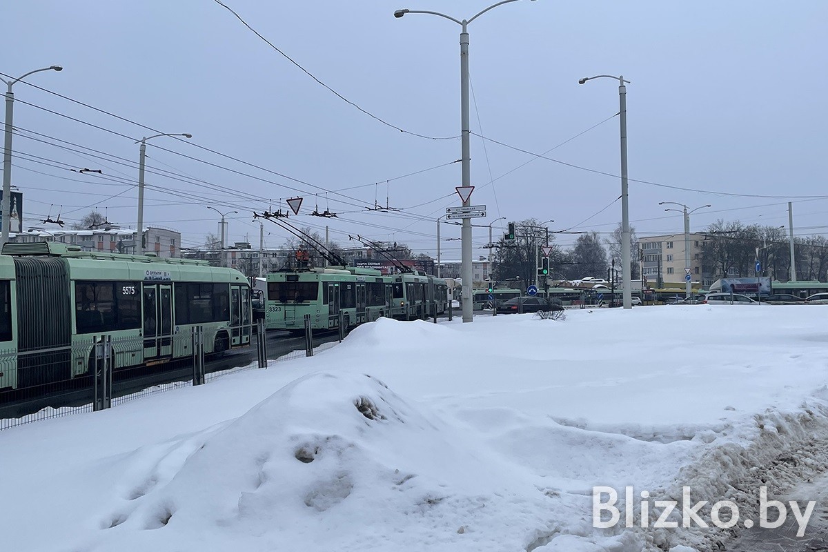 В Минске из-за повреждения контактной сети остановились троллейбусы