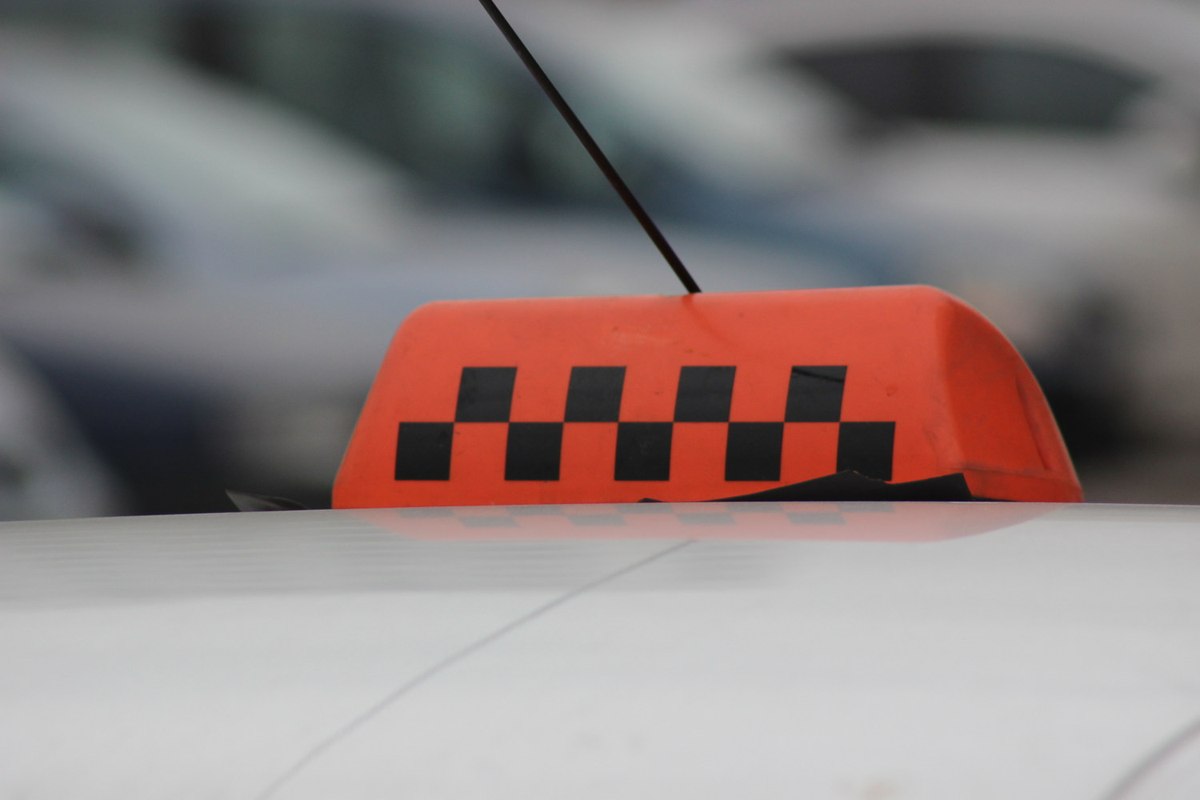 В Беларуси станет больше оснований для приостановки работы такси