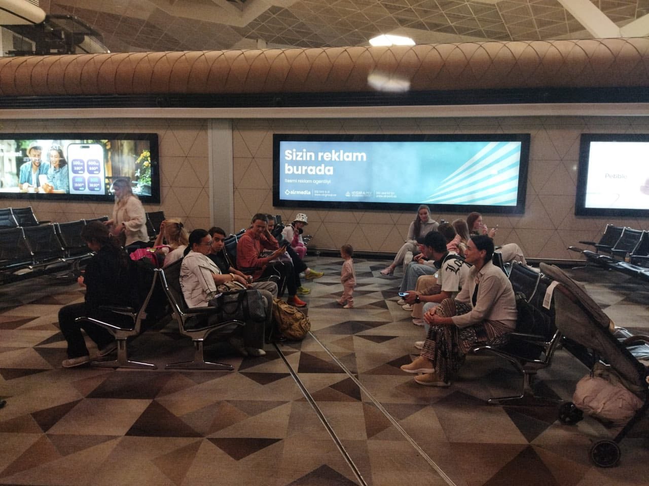 Из Ирана эвакуировали 20 белорусов 