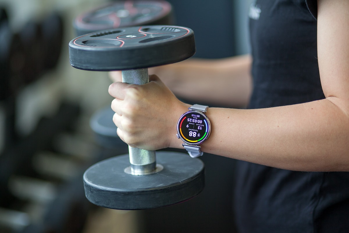 Обзор Huawei Watch GT 6: смарт-часы для активной жизни с автономностью до 3 недель