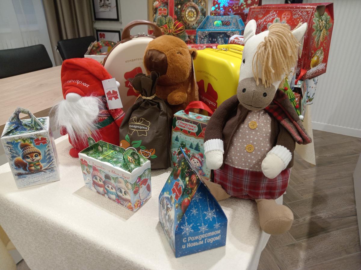 Согревающий зефир и «конь в пальто». Чем хотят удивить производители сладостей к Новому году