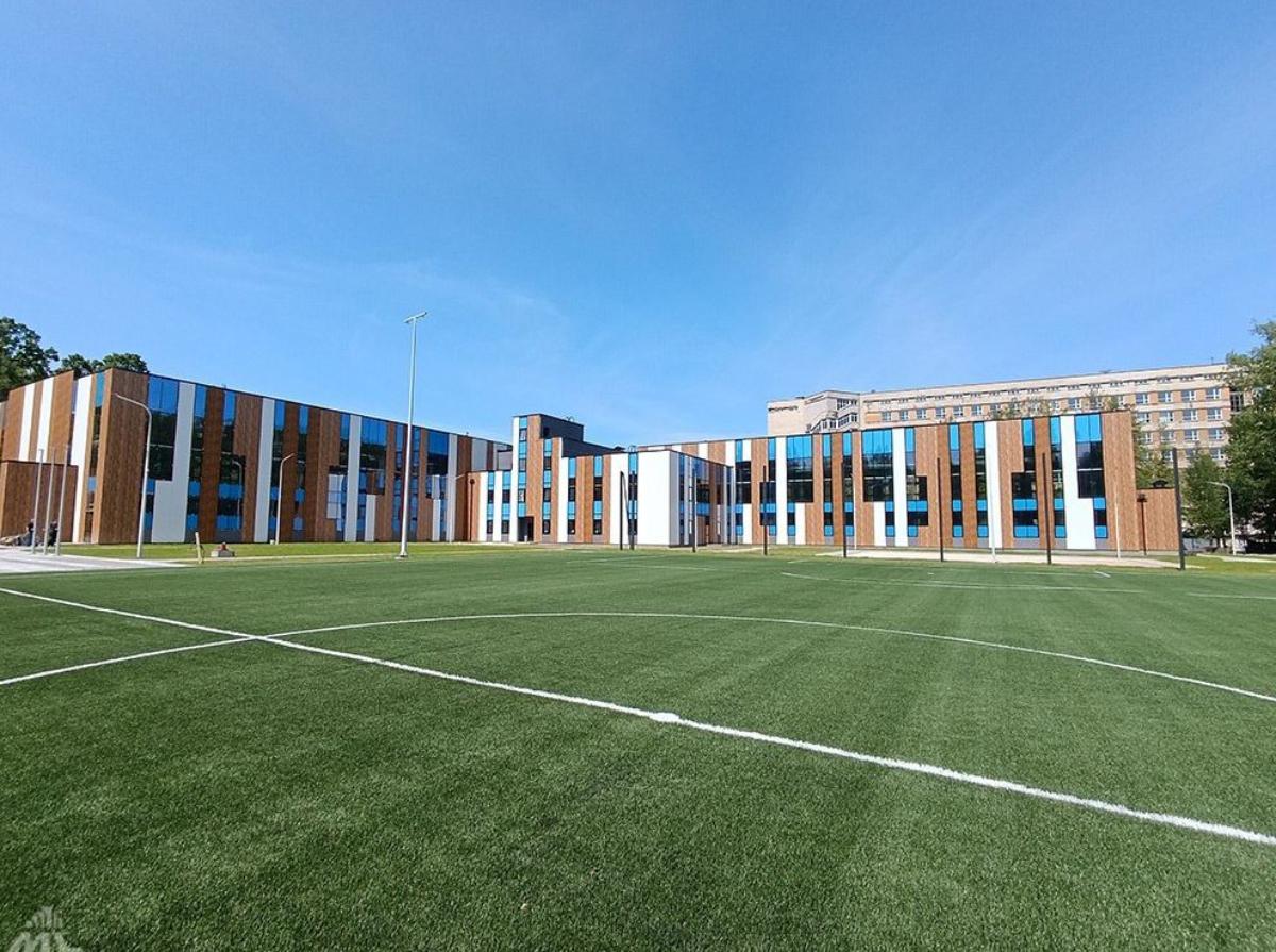 ФОК в экодизайне готовят к открытию. Как выглядит новый спортивный комплекс БГУ