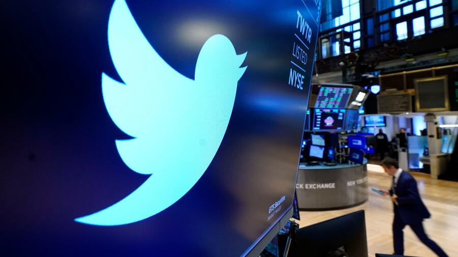 Twitter приостановил платную верификацию из-за лавины фейковых аккаунтов