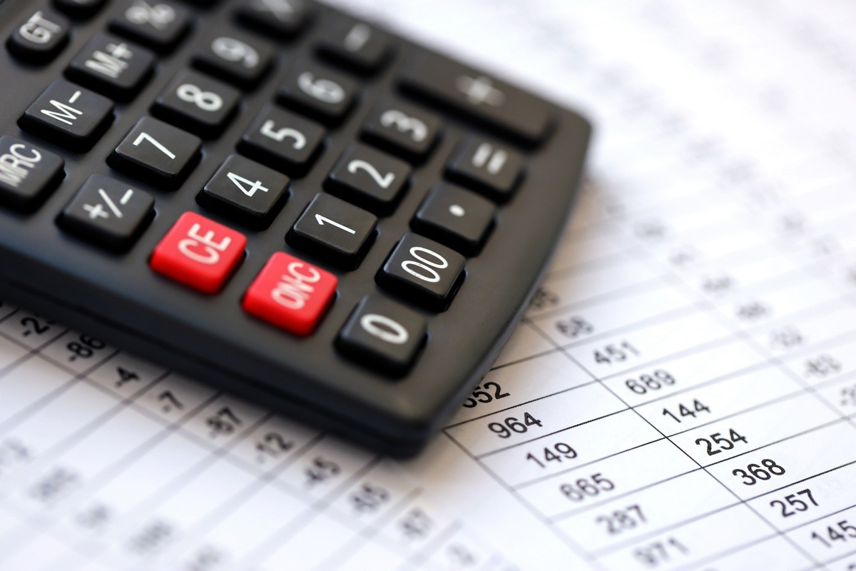 С каким маркетплейсом работать? Разобрали изменения по налогам для селлеров в 2026 году