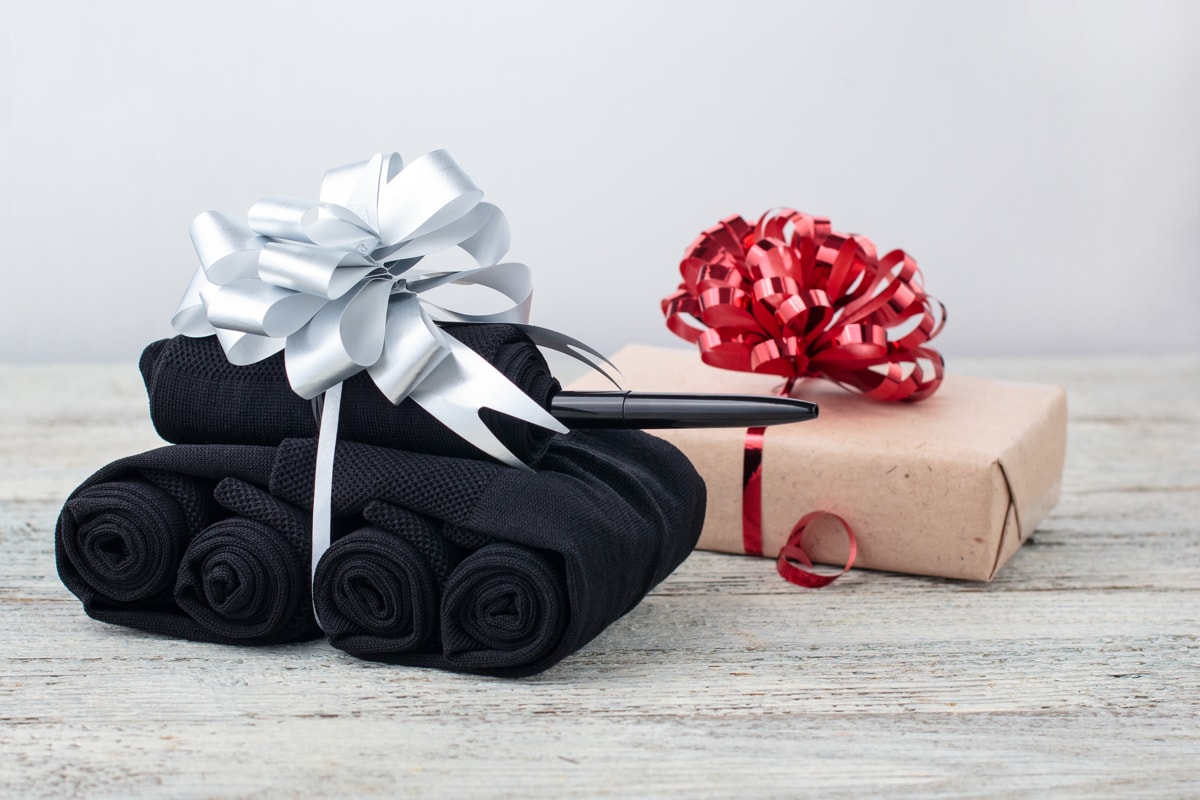 Никаких «украшение коллектива» и&nbsp;«защитников»! Как поздравить сотрудников с&nbsp;23&nbsp;Февраля и&nbsp;8&nbsp;Марта