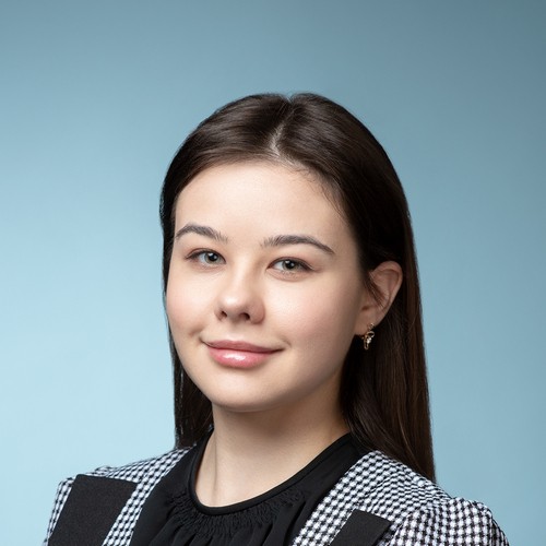 Алина Кушнерова