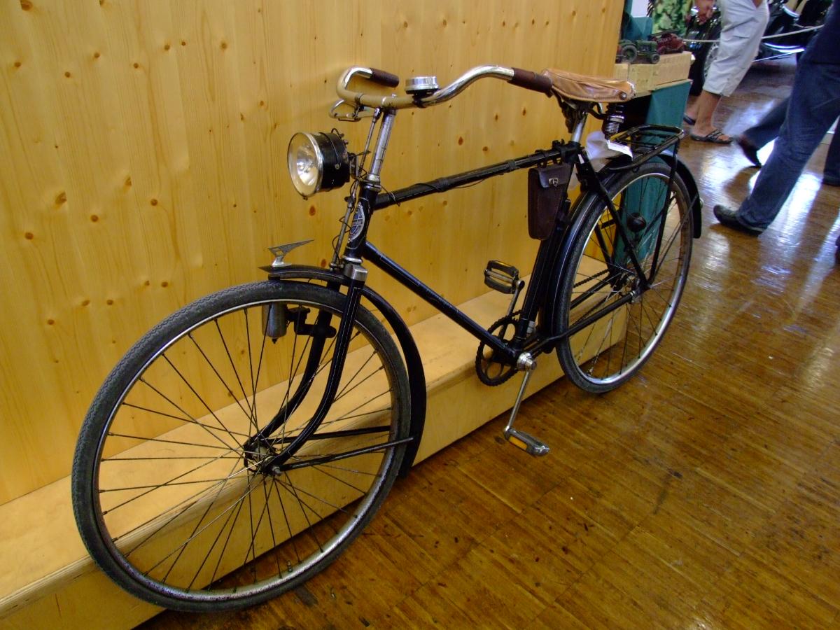 Гражданский ретро-велосипед Brennabor