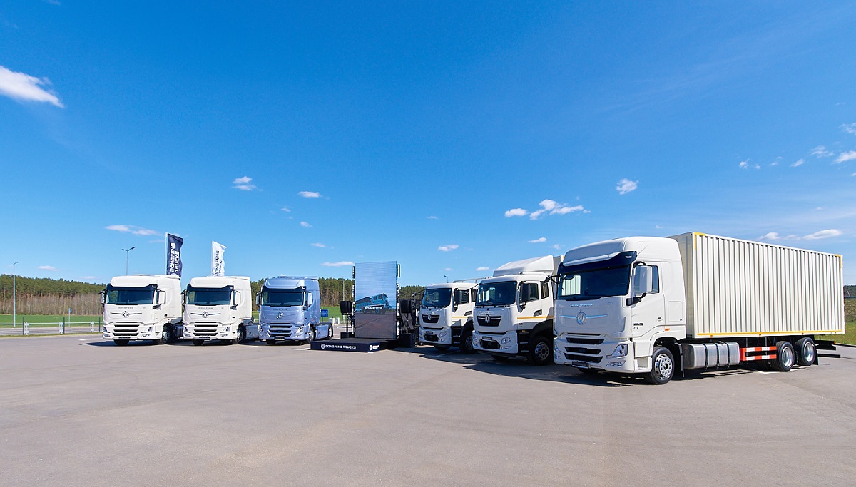 В Минске открылся флагманский автоцентр грузовой техники Dongfeng Trucks