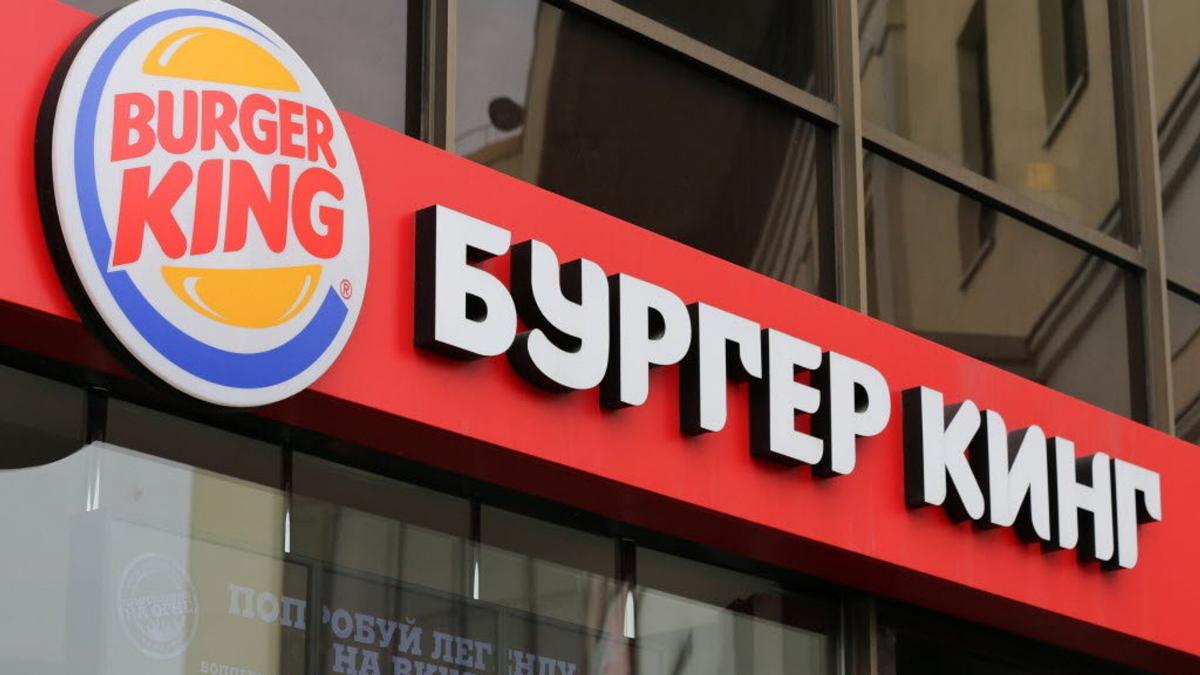 Сеть Burger King судится с российским блогером из-за жарки котлет