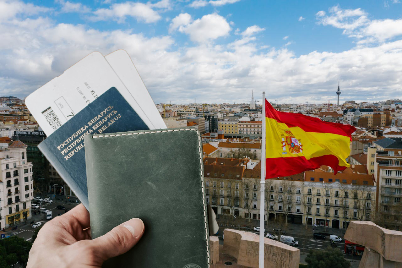 Как белорусам получить визу к лету и сколько это стоит