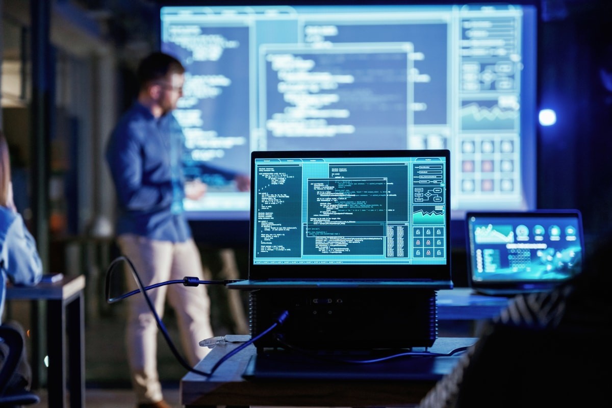 Кому принадлежат права на&nbsp;код, дизайн и&nbsp;контент: типичные ошибки белорусских компаний