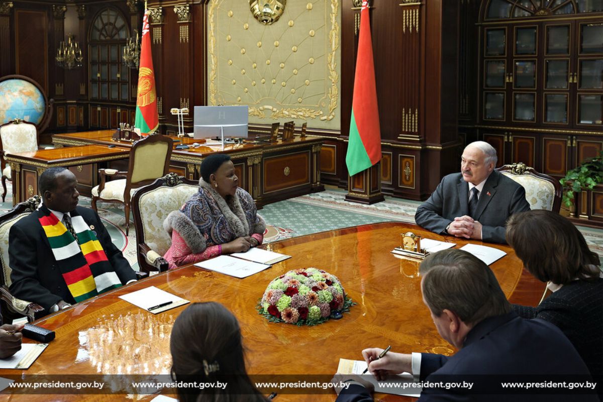 Лукашенко предложил Зимбабве построить морской порт в&nbsp;Мозамбике