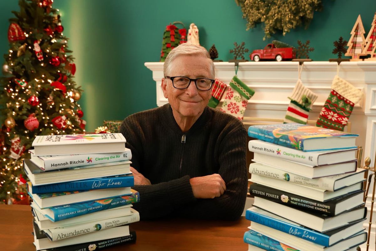 Билл Гейтс составил топ-5 книг, которые стоит прочитать этой зимой