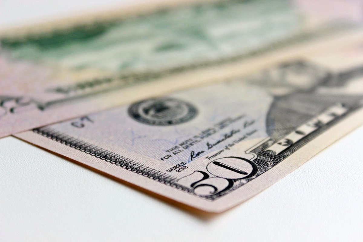 Цена на золото впервые в истории достигла $5 тыс. за тройскую унцию