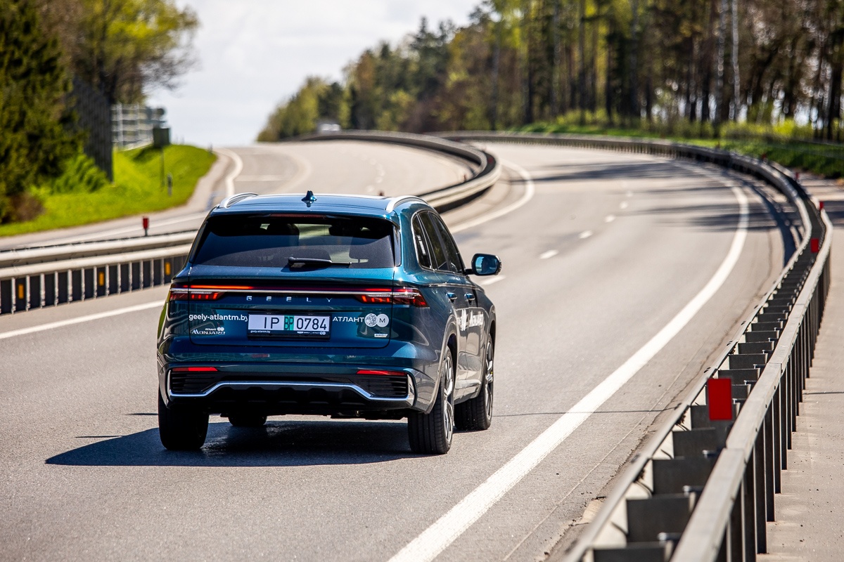 Изучили самый дорогой Geely в Беларуси изнутри и снаружи.Стоит ли он своих денег?