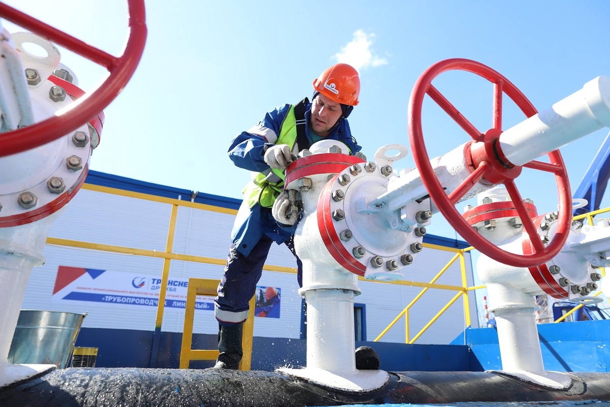 Украина снова хочет повысить тариф за транзит российской нефти в Восточную Европу