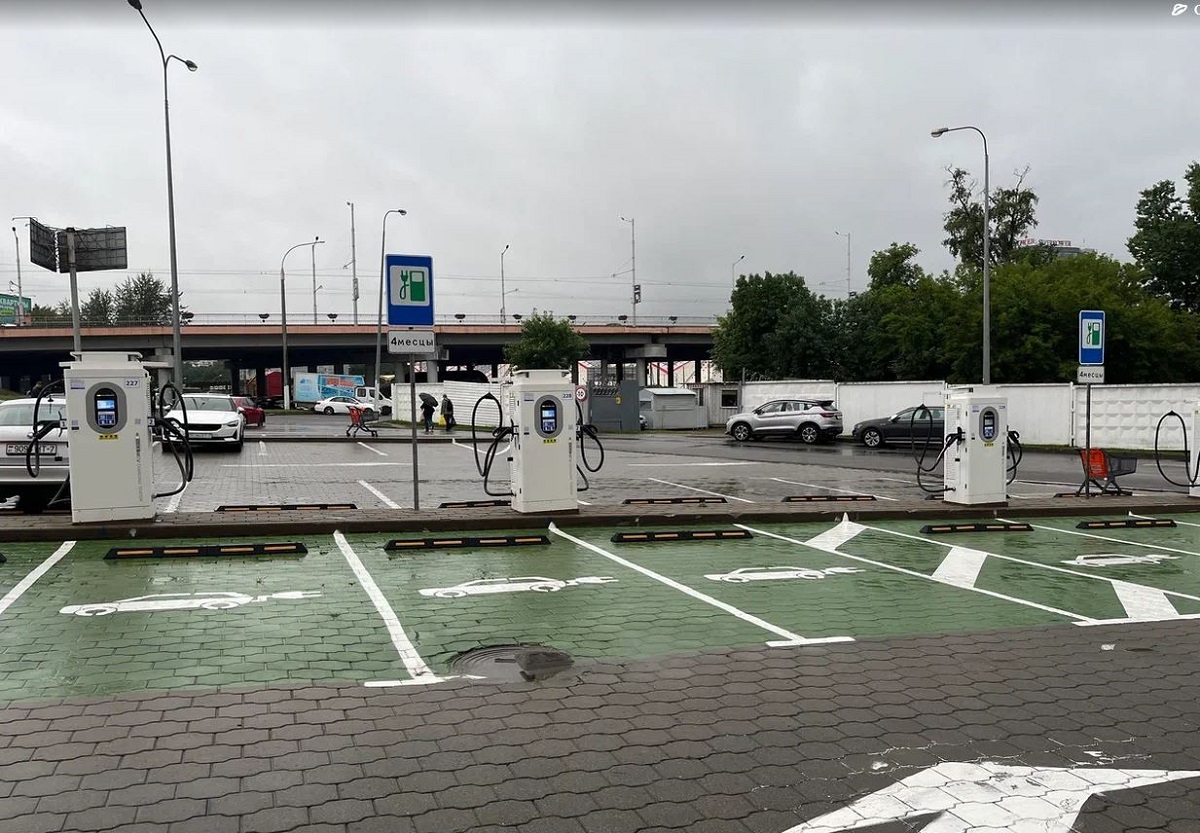 В Беларуси заработал сервис по поиску свободных зарядных станций для электромобилей