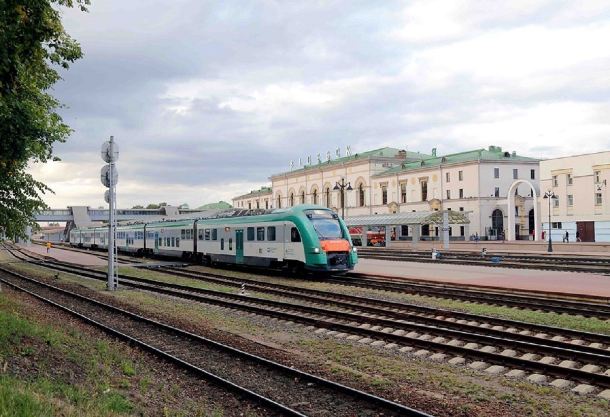 С июня снова запустят поезд из Калининграда на Урал через Беларусь