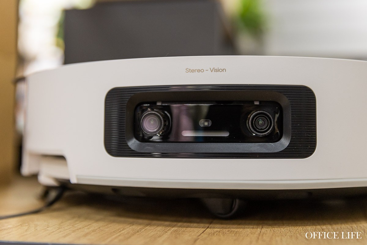 Ни одна собака не пострадала! Как мы тестировали робот-пылесос в салоне для животных