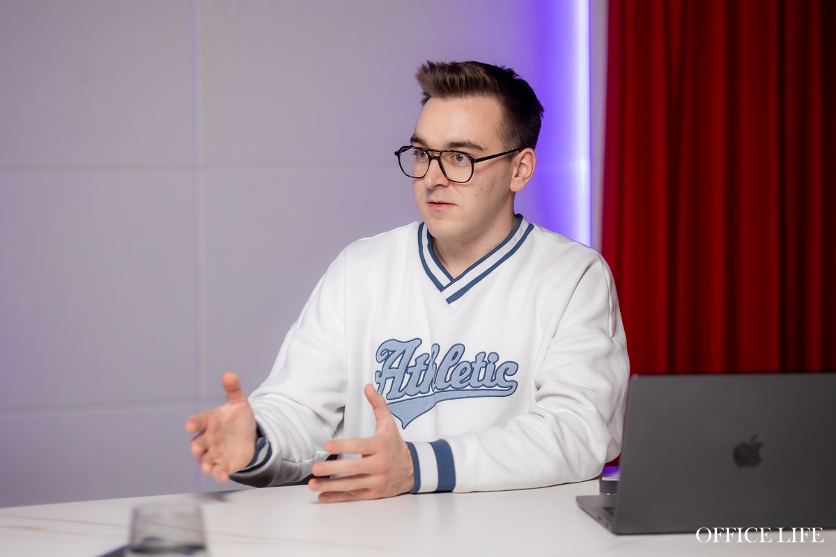 Суворовское училище, съемка свадеб и&nbsp;Мальдивы: как зумеры строят карьеры