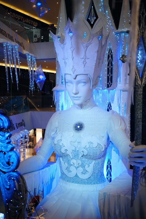 «Можно увеличить средний чек на&nbsp;15%». Как на&nbsp;покупателей влияют новогодние елки в&nbsp;ТЦ