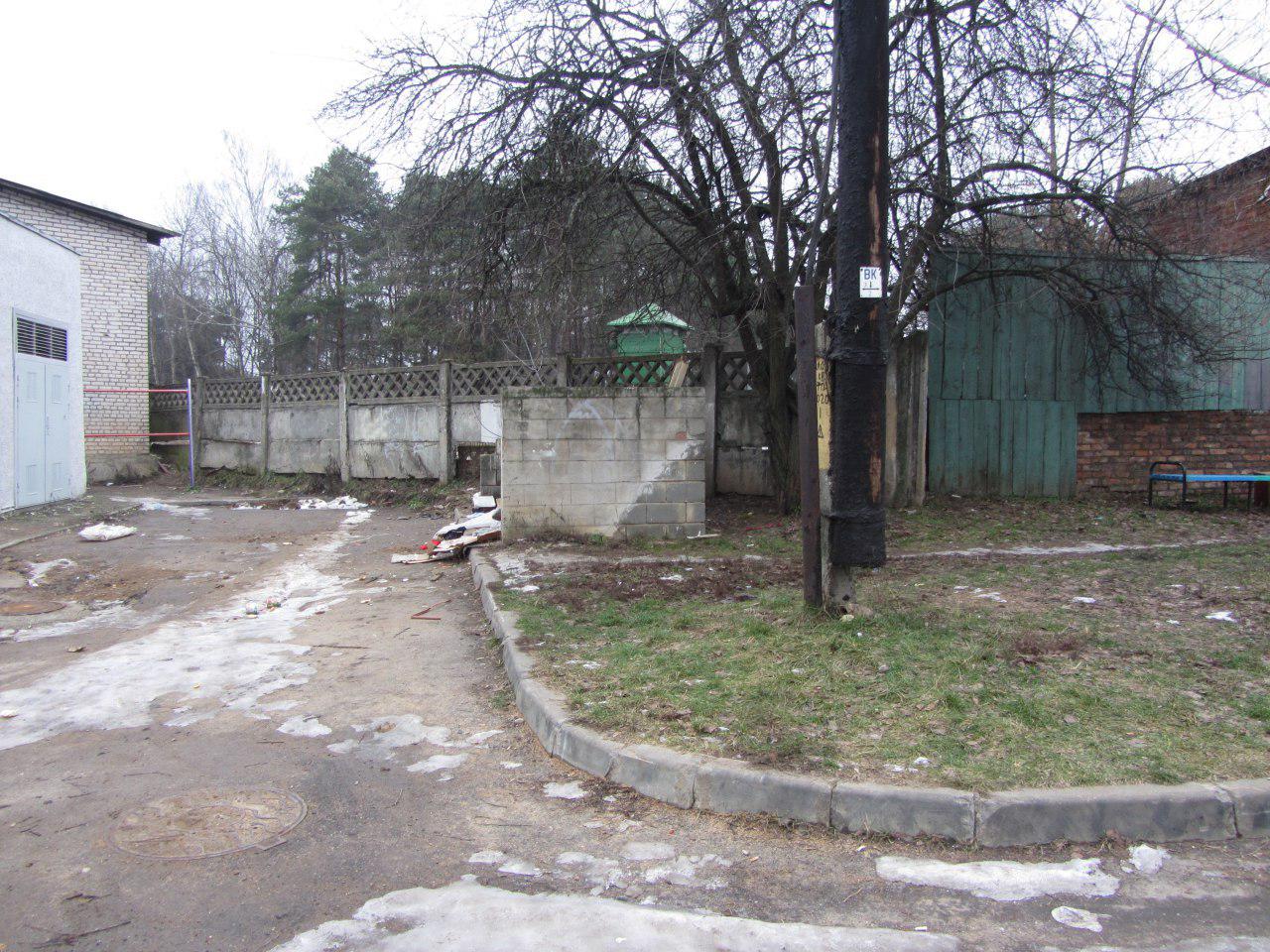 Застройщик перспективного участка в Минске заплатит военным за забор