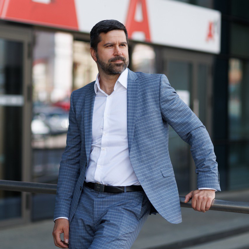 Евгений Левданский