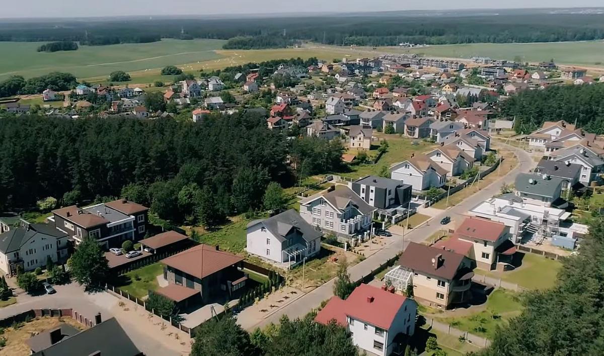 За сколько в Минске продали самый дорогой коттедж в апреле и где он находится