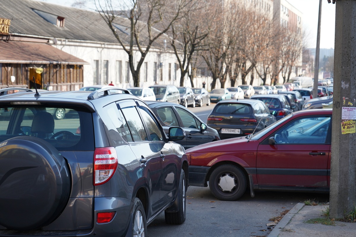 Стали известны новые ставки утильсбора на автомобили