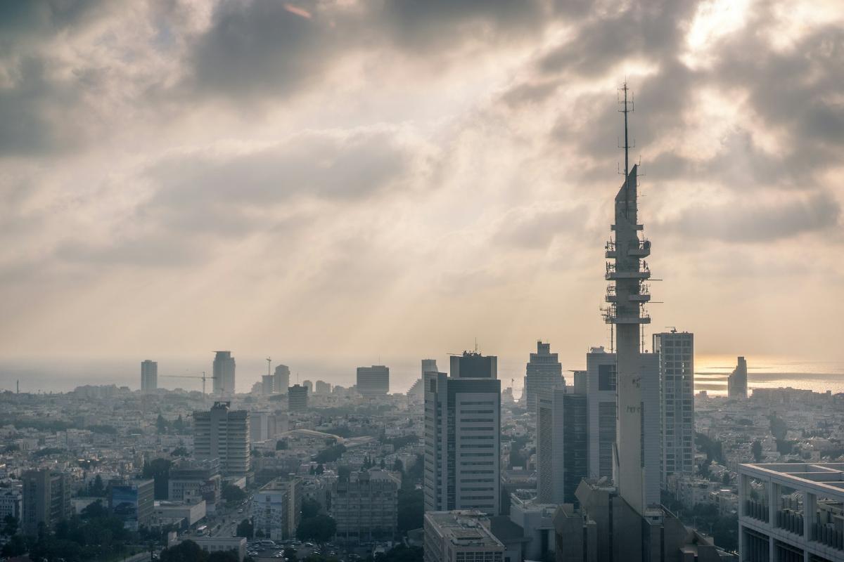 С 17 июня — только по экстренным вопросам. Как сейчас работает посольство Беларуси в Израиле