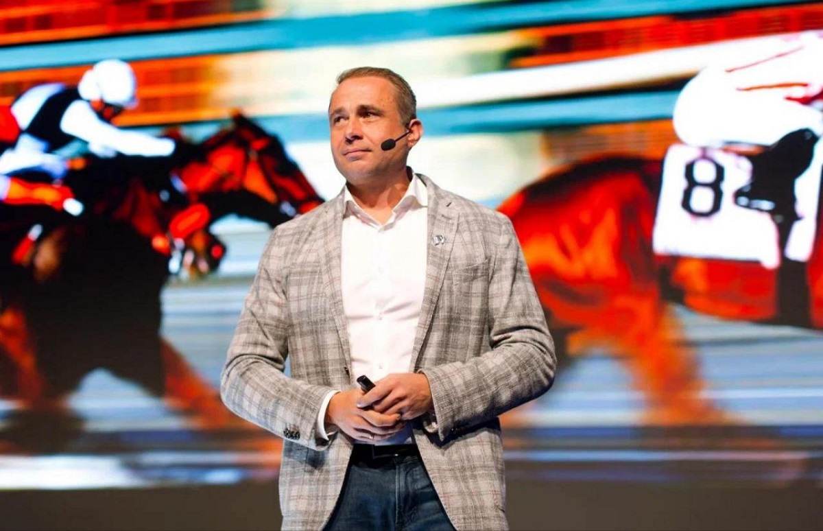 Тур Оскара Хартманна «Охота за единорогами»