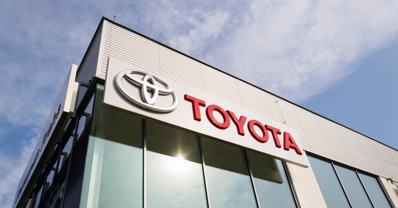 Продажи Toyota Motor упали после скандала и расследования