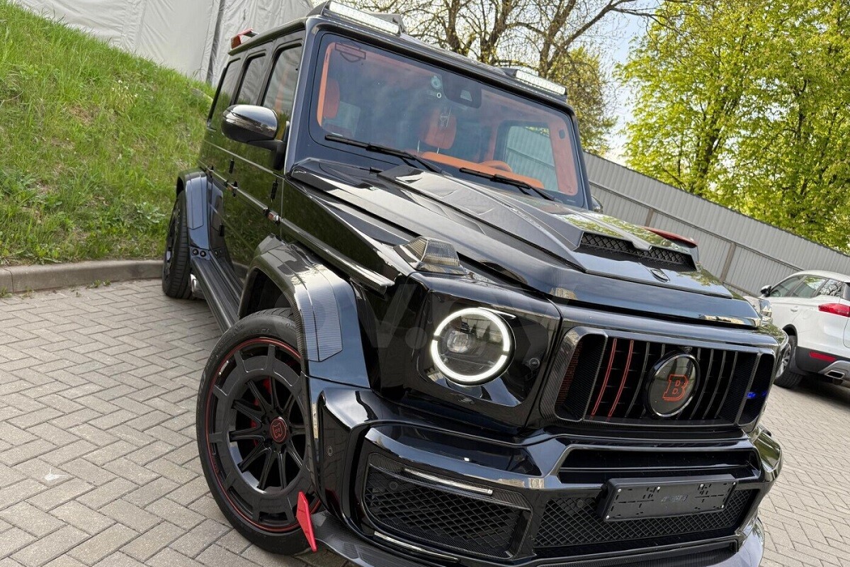 В Беларуси продают редкий авто за $230 тыс. Посмотреть его можно только платно