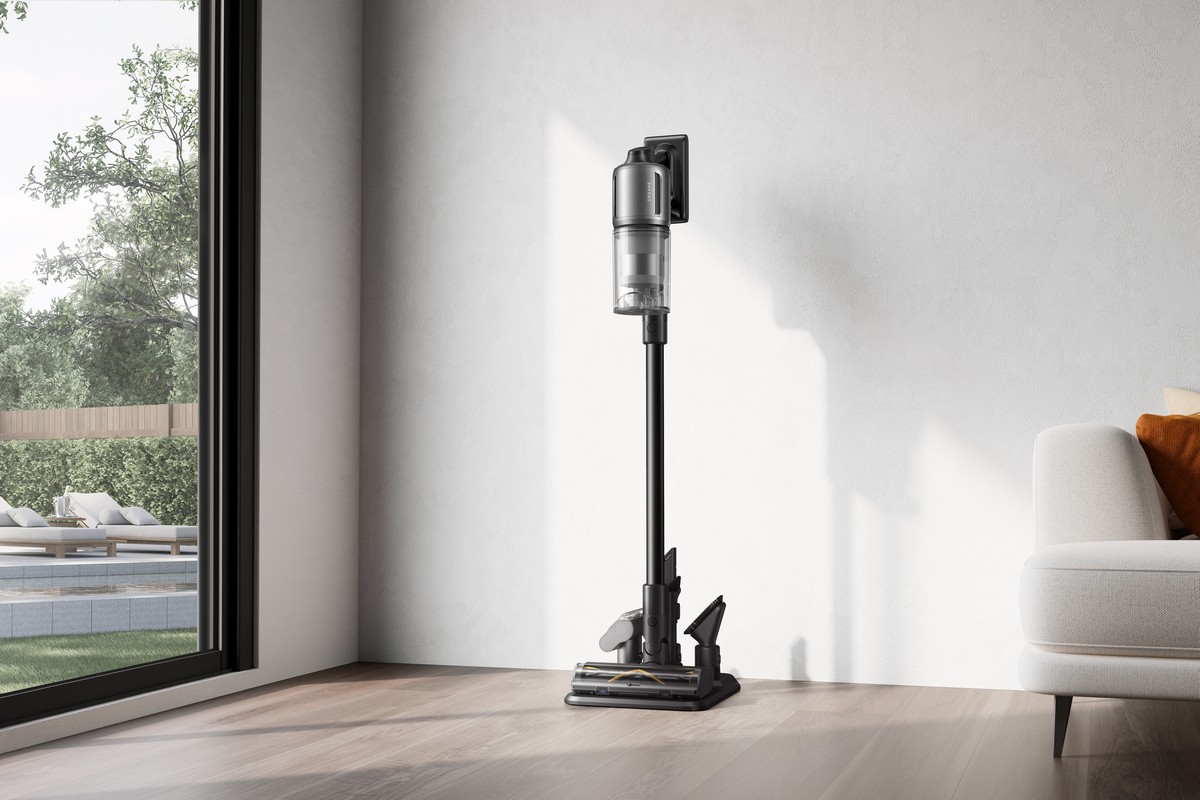 Не дарите цветы, дарите умный стайлер. Гид по идеальным подаркам к 8 марта 